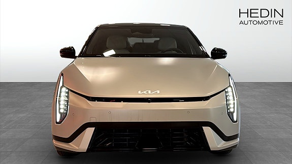 Kia EV4 2 of 12