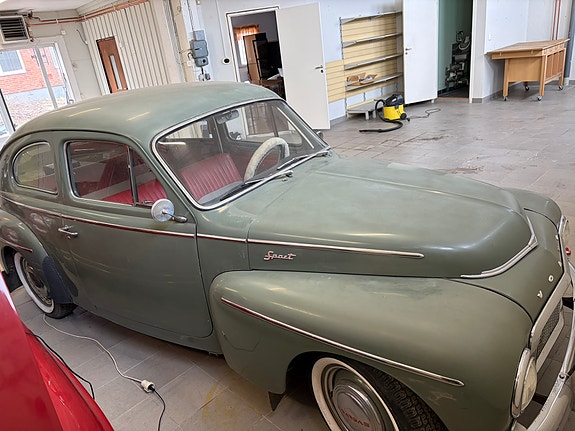 Volvo PV 3 of 5