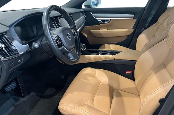 Volvo V90 Cross Country 14 of 22