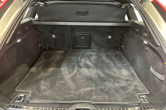 Volvo V90 Cross Country 12 of 22