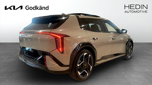 Kia EV4 2 of 13