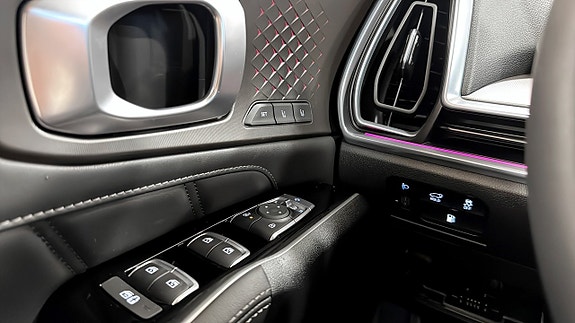 Kia Sorento 11 of 15