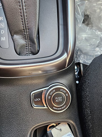 Suzuki S-Cross 22 of 23