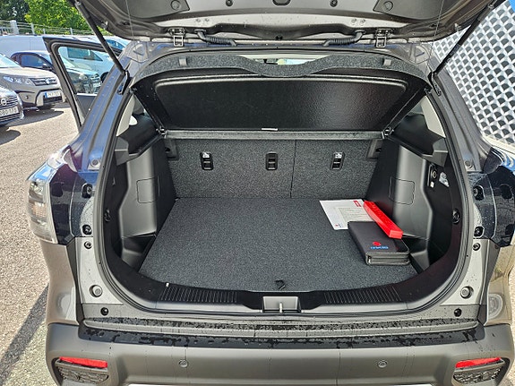 Suzuki S-Cross 12 of 23