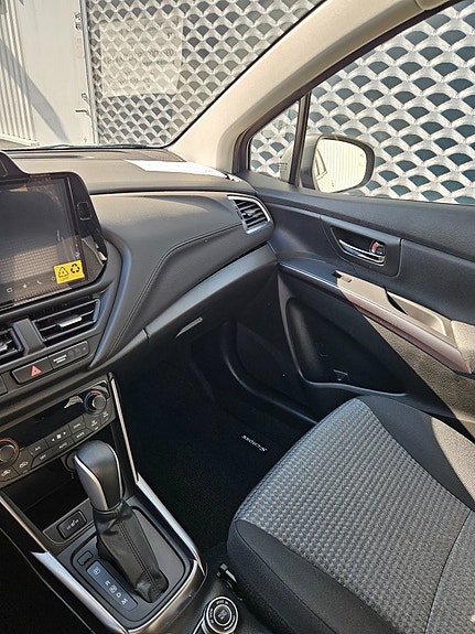 Suzuki S-Cross 20 of 23