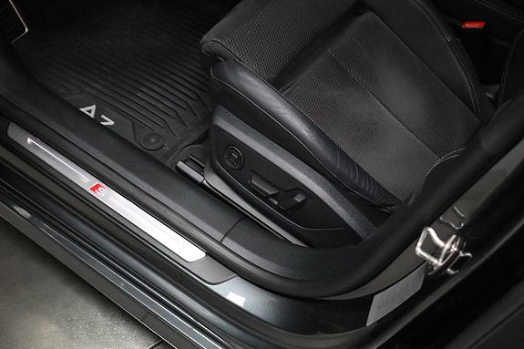 Audi A7 13 of 30