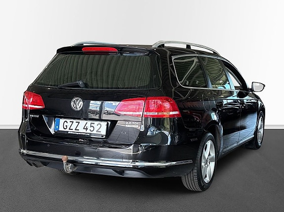 Volkswagen Passat 4 of 10