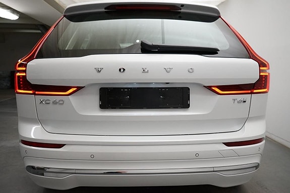 Volvo XC60 17 of 19
