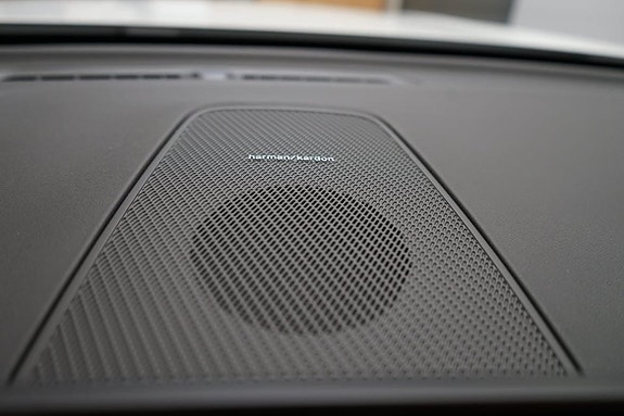 Volvo XC60 12 of 19