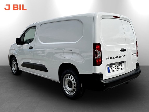 Peugeot Partner 3 of 5