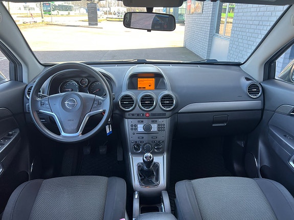 Opel Antara 8 of 23