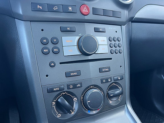 Opel Antara 20 of 23