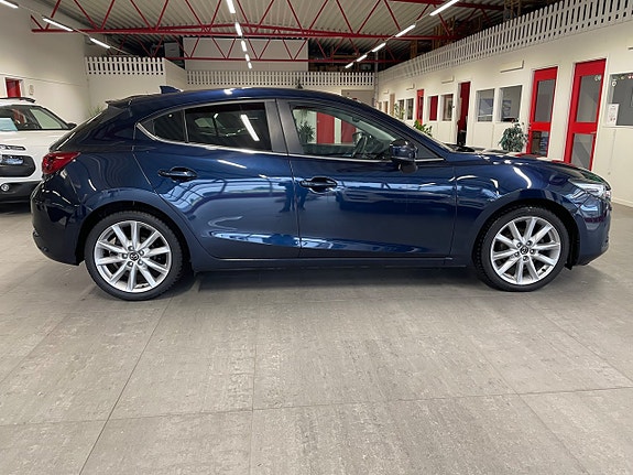 Mazda 3 8 of 13