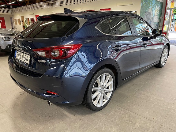 Mazda 3 7 of 13