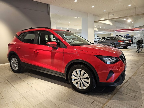 Seat Arona 4 of 25