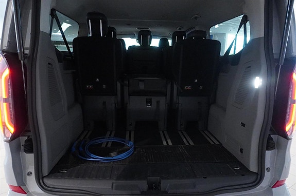 Ford Transit Custom 15 of 16