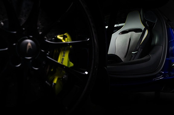 McLaren Artura 28 of 30