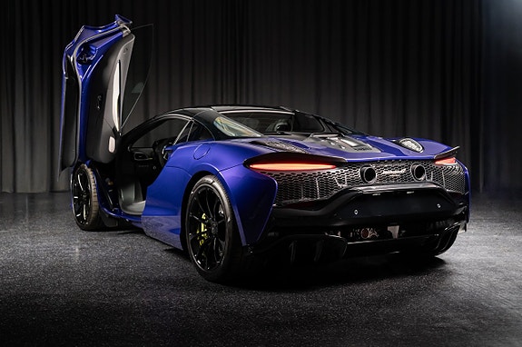 McLaren Artura 6 of 30