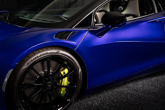 McLaren Artura 22 of 30