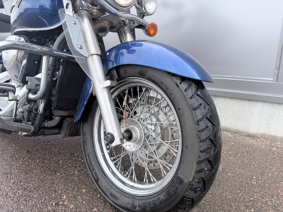 Kawasaki VN900 Classic 5 of 14