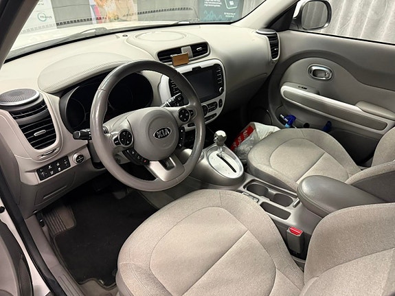 Kia Soul 3 of 5