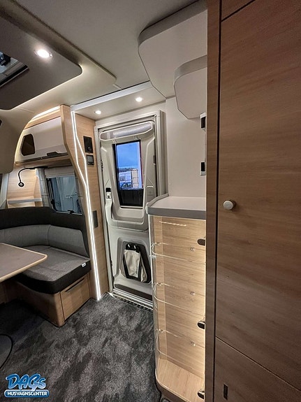 Knaus Südwind 650 UX "DEMOUTFÖRSÄLJNING" 6 of 21