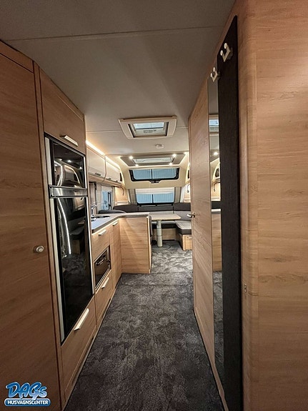 Knaus Südwind 650 UX "DEMOUTFÖRSÄLJNING" 12 of 21