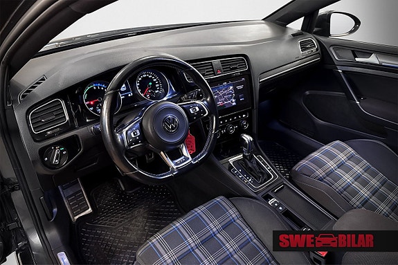 Volkswagen Golf I 11 of 19
