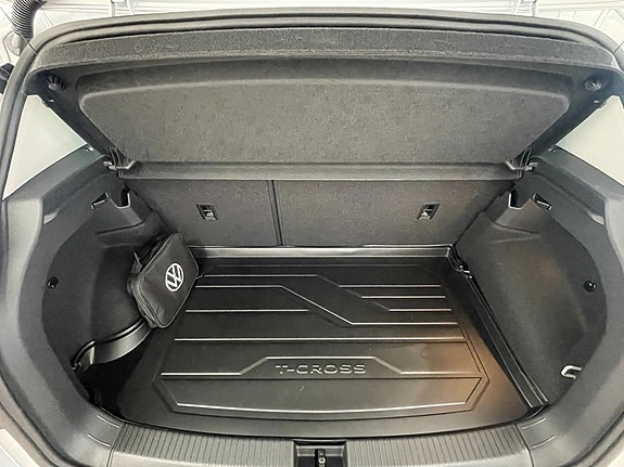 Volkswagen T-Cross 6 of 13