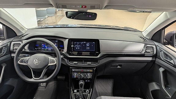 Volkswagen T-Cross 6 of 9