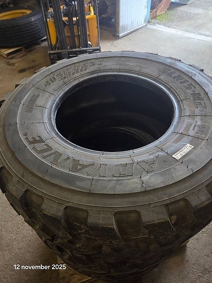 Advance 405/70R25 3 of 3