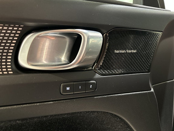 Volvo XC40 20 of 26