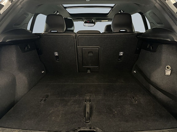 Volvo XC40 12 of 26