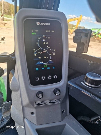LiuGong 9027 FE Electric 4 of 10