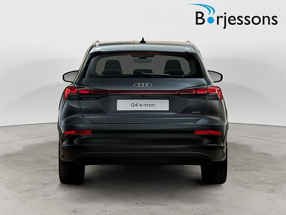 Audi Q4 e-tron 5 of 5