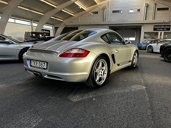 Porsche Cayman S 4 of 5