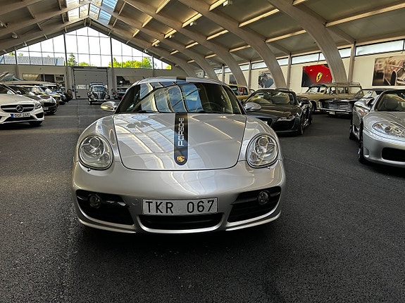 Porsche Cayman S 7 of 25
