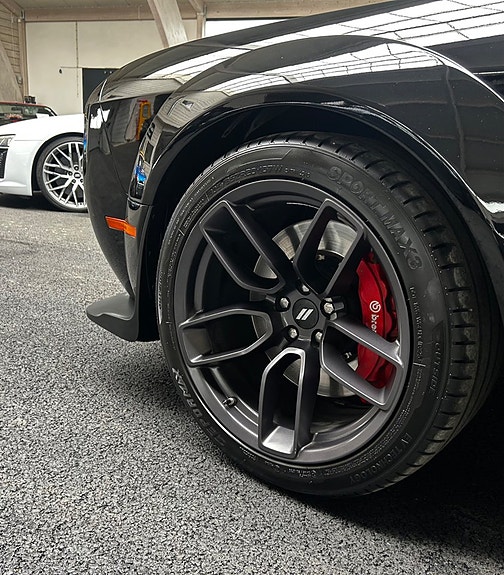 Dodge Challenger 10 of 23