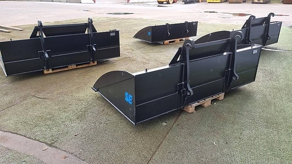 SE Equipment  / Planeringsskopa  / 2200 / 2400/ 2500 7 of 8