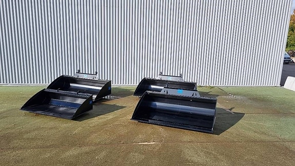 SE Equipment  / Planeringsskopa  / 2200 / 2400/ 2500 2 of 8