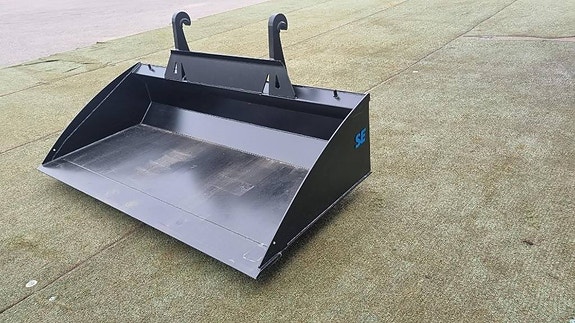 SE Equipment  / Planeringsskopa  / 2200 / 2400/ 2500 6 of 8