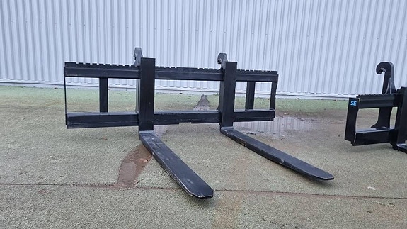 SE Equipment  Stora BM, Z802, Z602, Z402, Mek. Gaffelställ 6 of 6