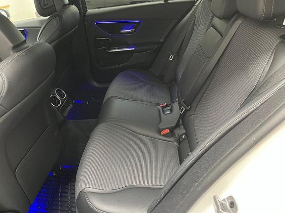 Mercedes-Benz CLA180 d 22 of 23