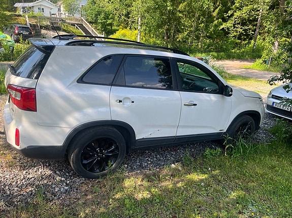 Kia Sorento 4 of 4