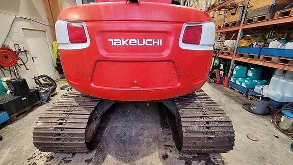 Takeuchi TB 2150 R 7 of 12
