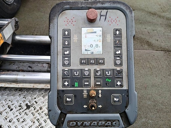 Dynapac SD2500 WS, Asfaltsläggare 12 of 19