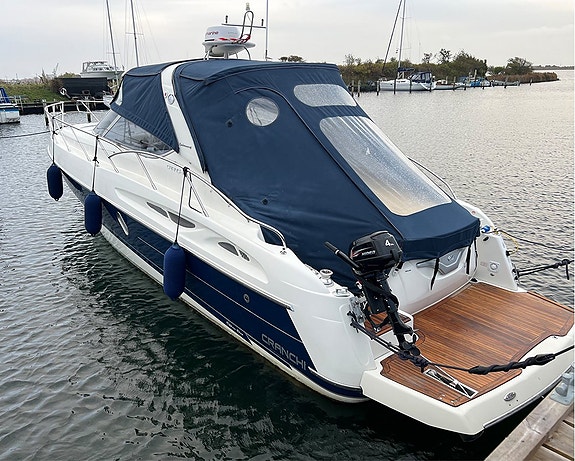 Cranchi Endurance 41 2 of 5