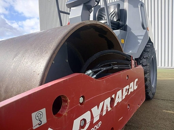 Dynapac CA1300 D, Vält 12 of 16