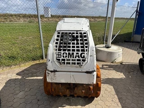 Bomag BMP8500, Radiostyrd vält 8 of 14