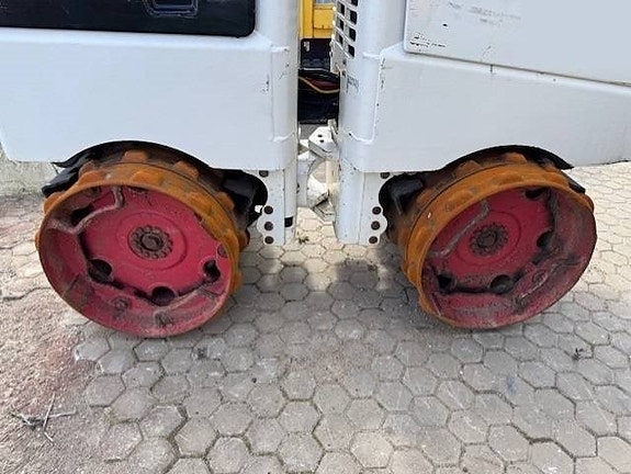 Bomag BMP8500, Radiostyrd vält 10 of 14